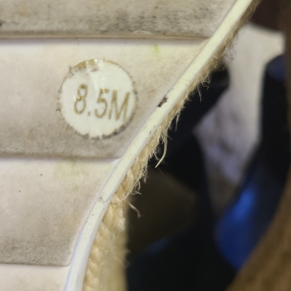 Marc Fisher wedge sandals - Picture 6 of 6